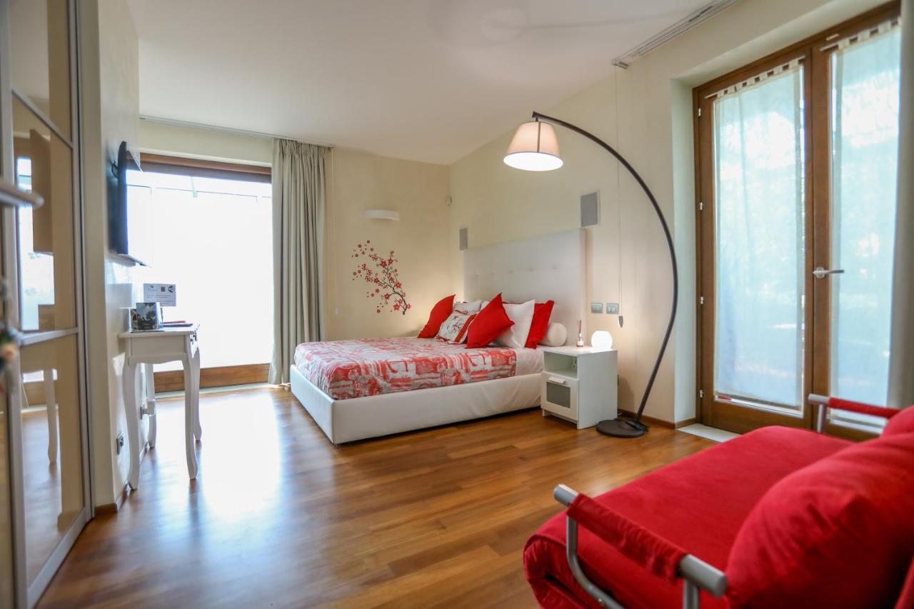 Eden Island Bed & Breakfast