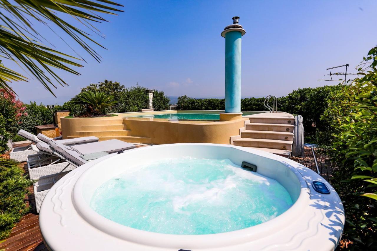 Eden Island Bed & Breakfast